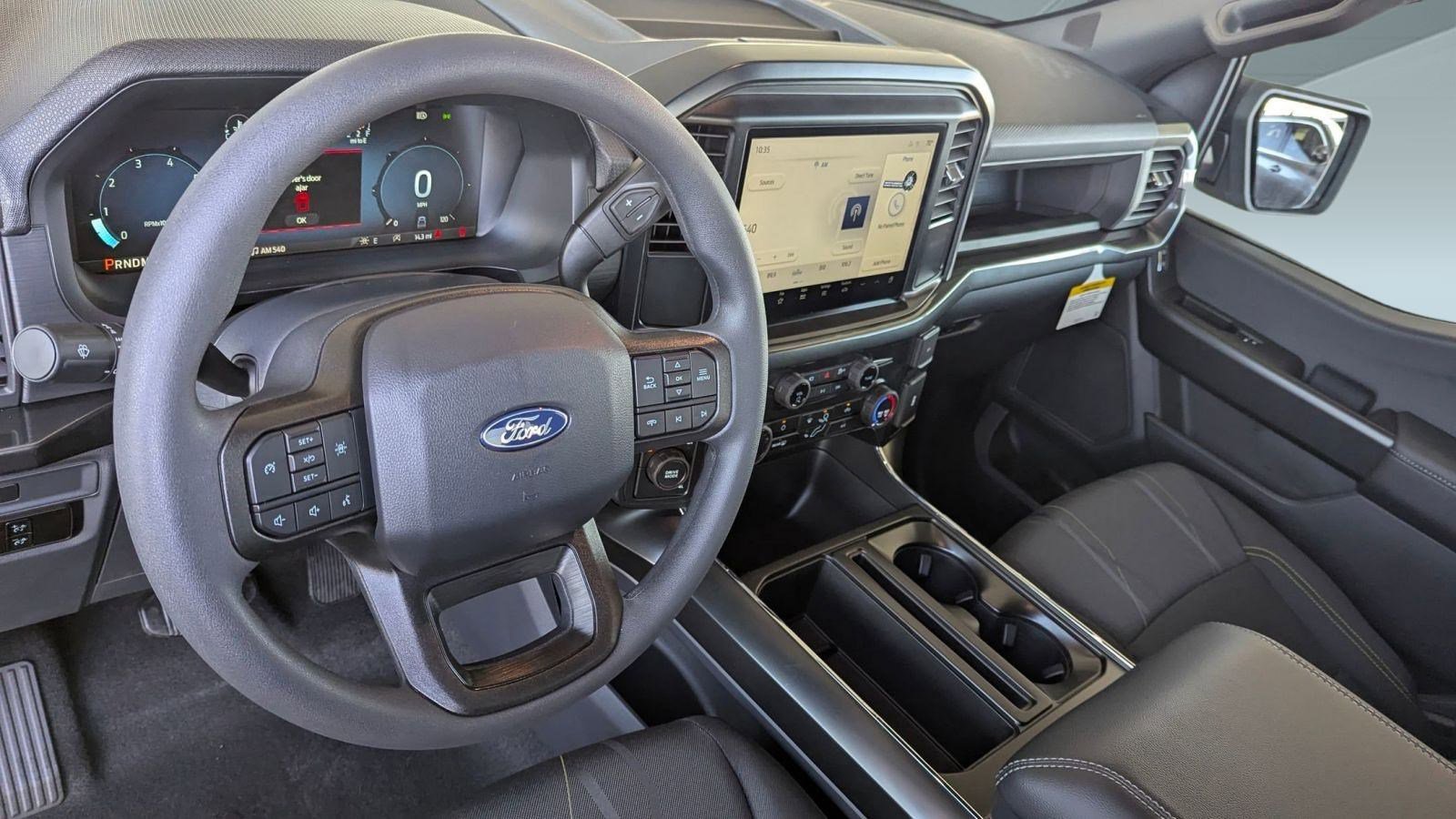 2025 Ford F-150 STX photo 4