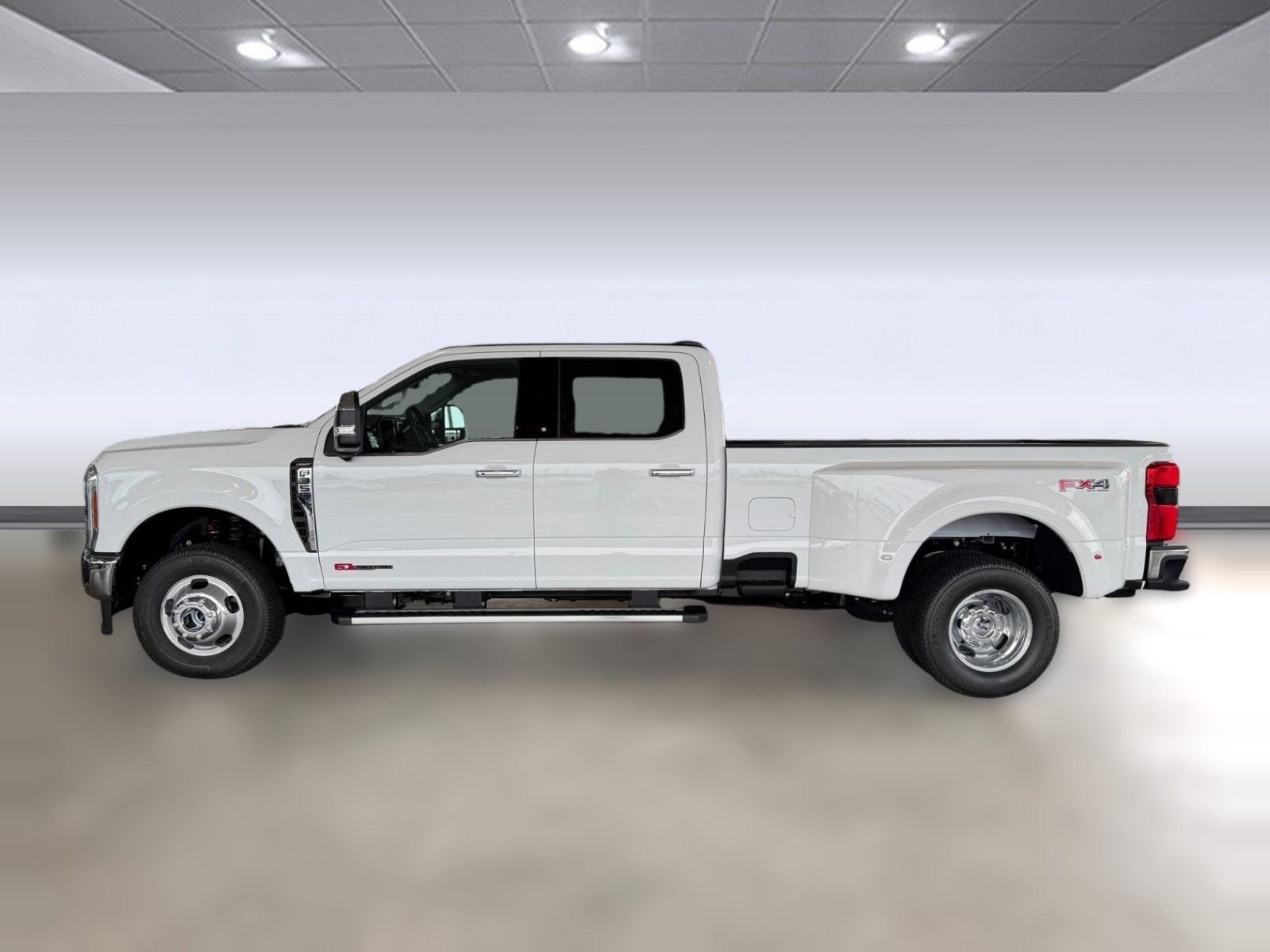 2026 Ford F-350 LARIAT Truck Crew Cab