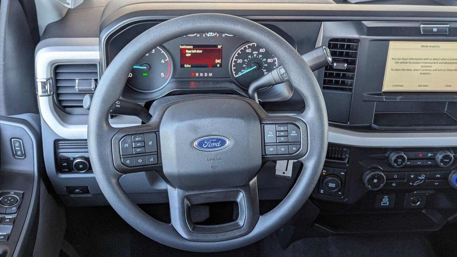 2026 Ford F-250 Super Duty XL - Photo 14