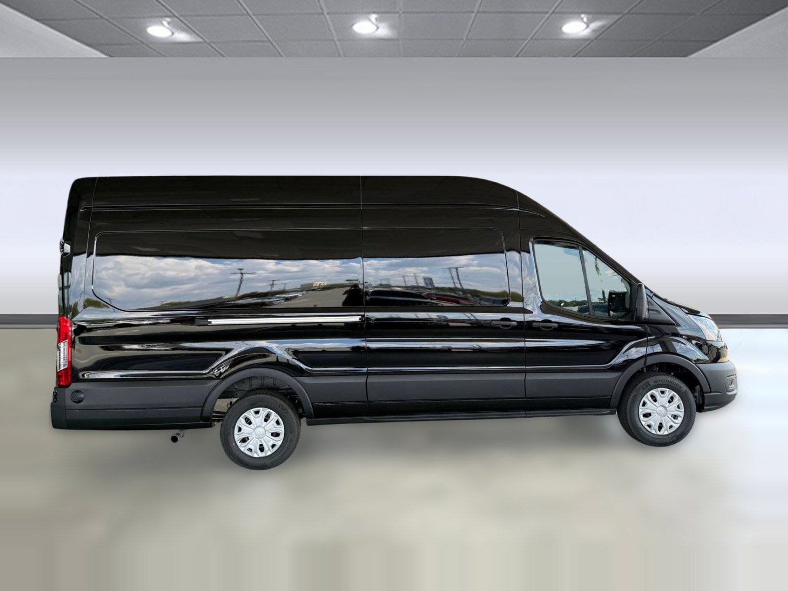 2027 Ford Transit-250 Cargo Transit-250 Cargo Van (T-250 148 EL Hi Rf 9150 GVW Van High Roof Ext. Van