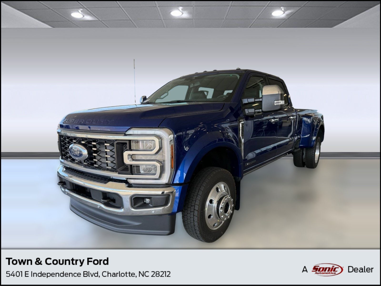 2026 Ford F-450 LARIAT Truck Crew Cab