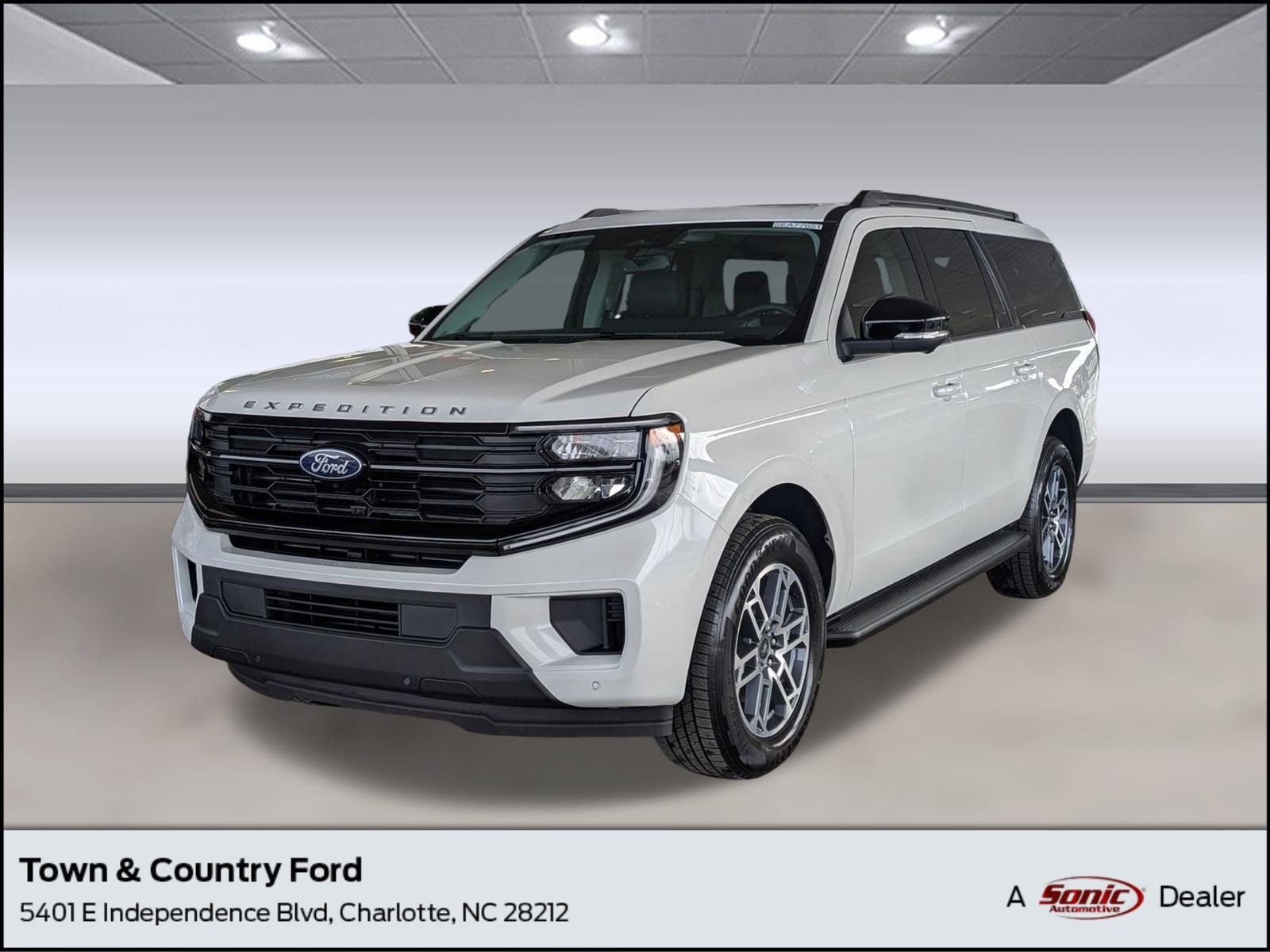 2025 Ford Expedition Active's photo