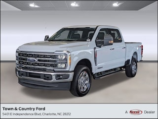 2026 Ford F-350 LARIAT Truck Crew Cab