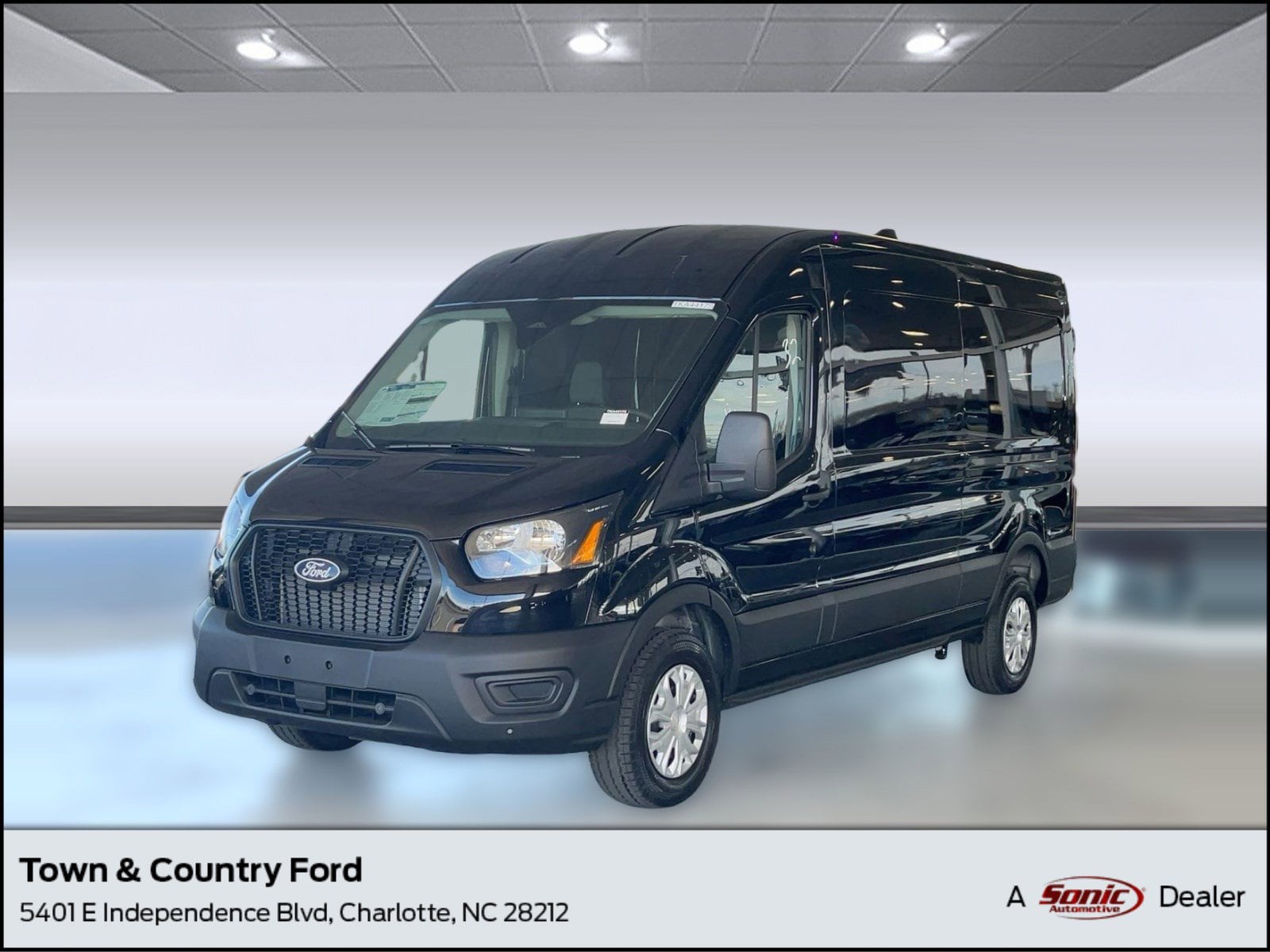 2026 Ford Transit Base's photo