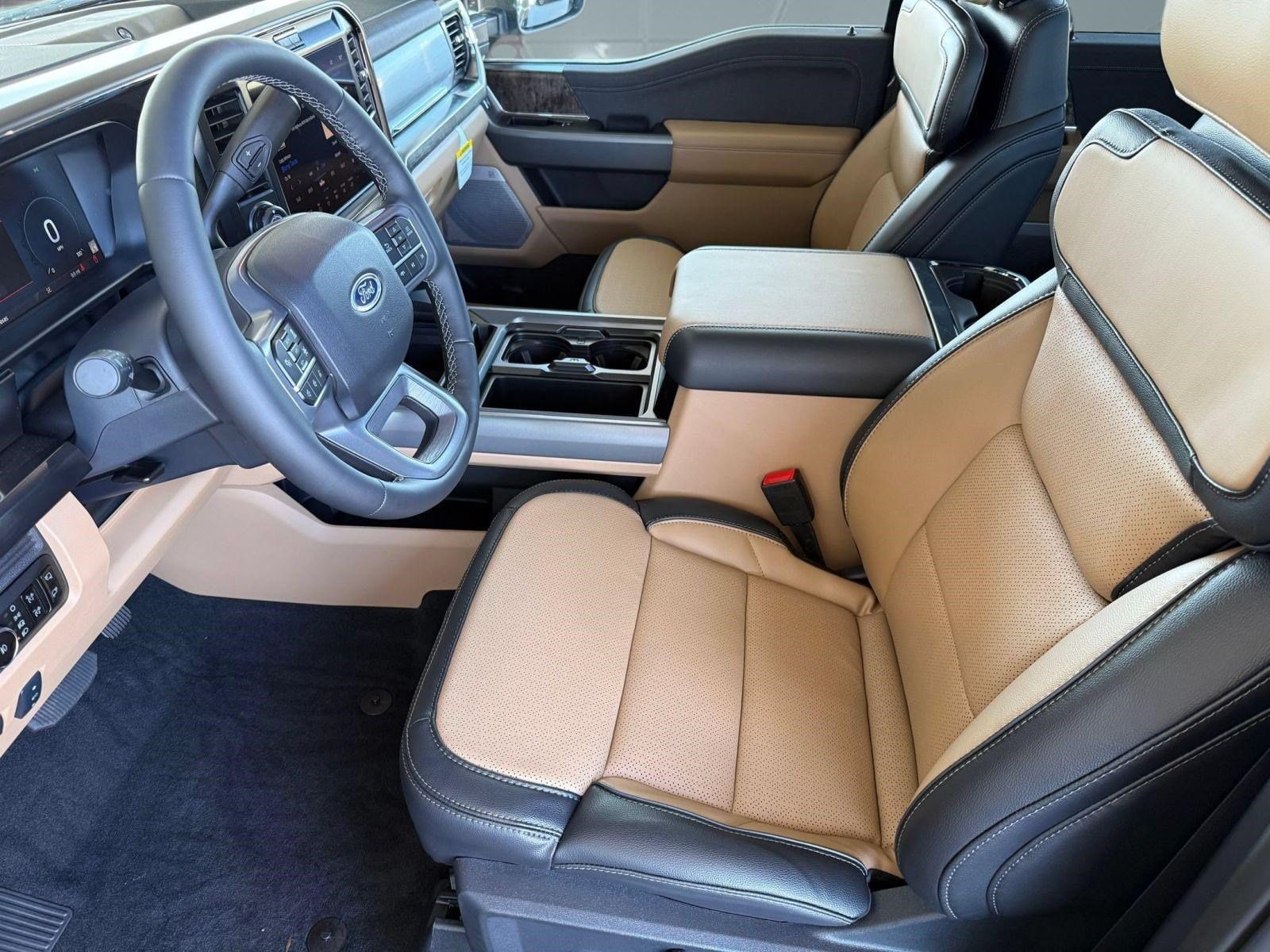 2026 Ford F-450 LARIAT Truck Crew Cab