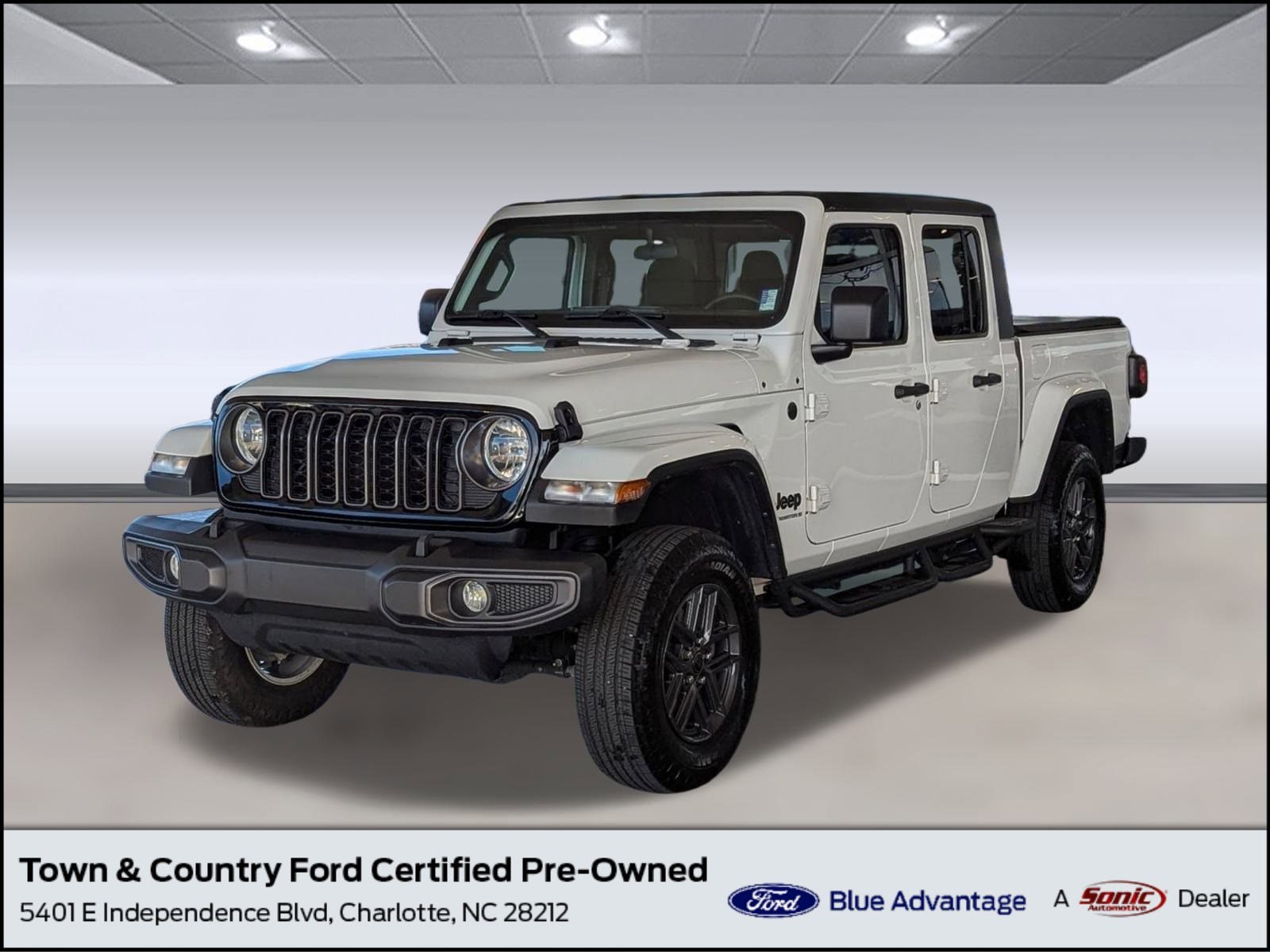 2023 Jeep Gladiator Sport S's photo