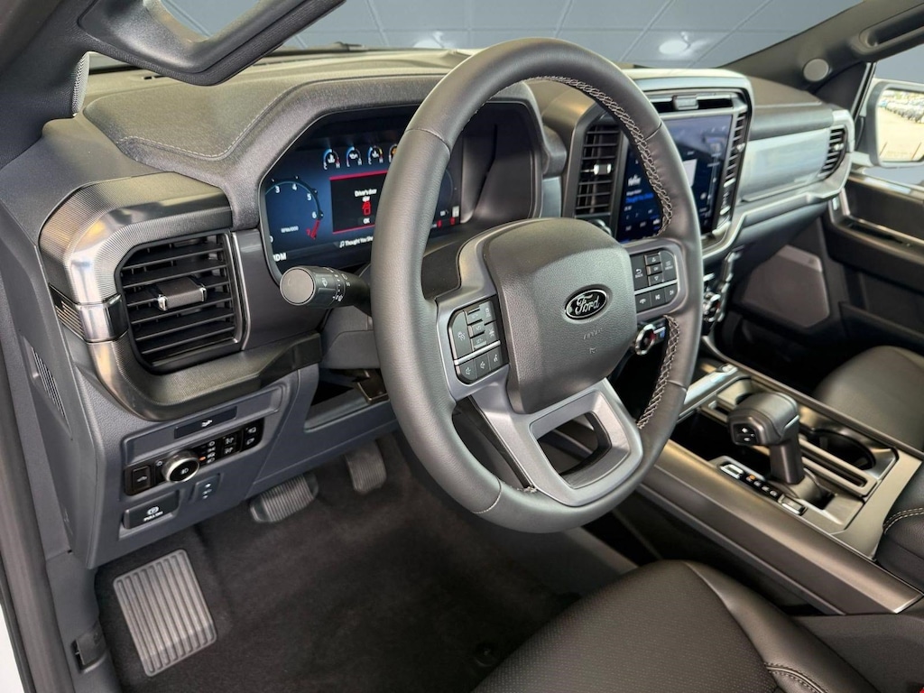 New 2026 Ford F-150 LARIAT Truck SuperCrew Cab