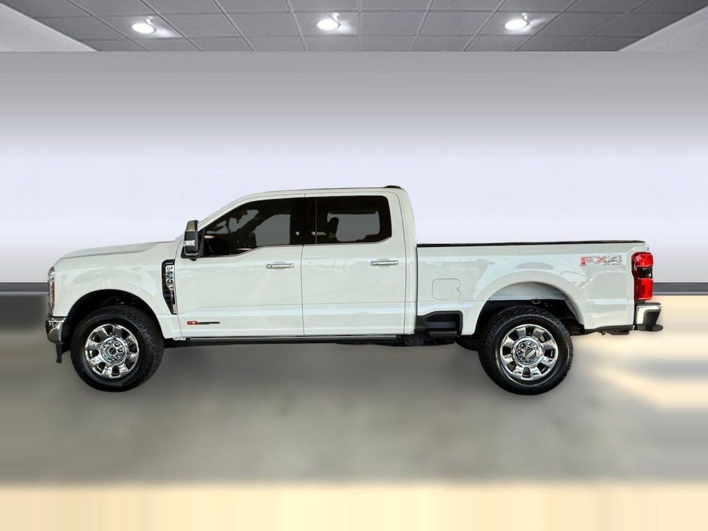 Certified 2025 Ford F-250 LARIAT Truck Crew Cab