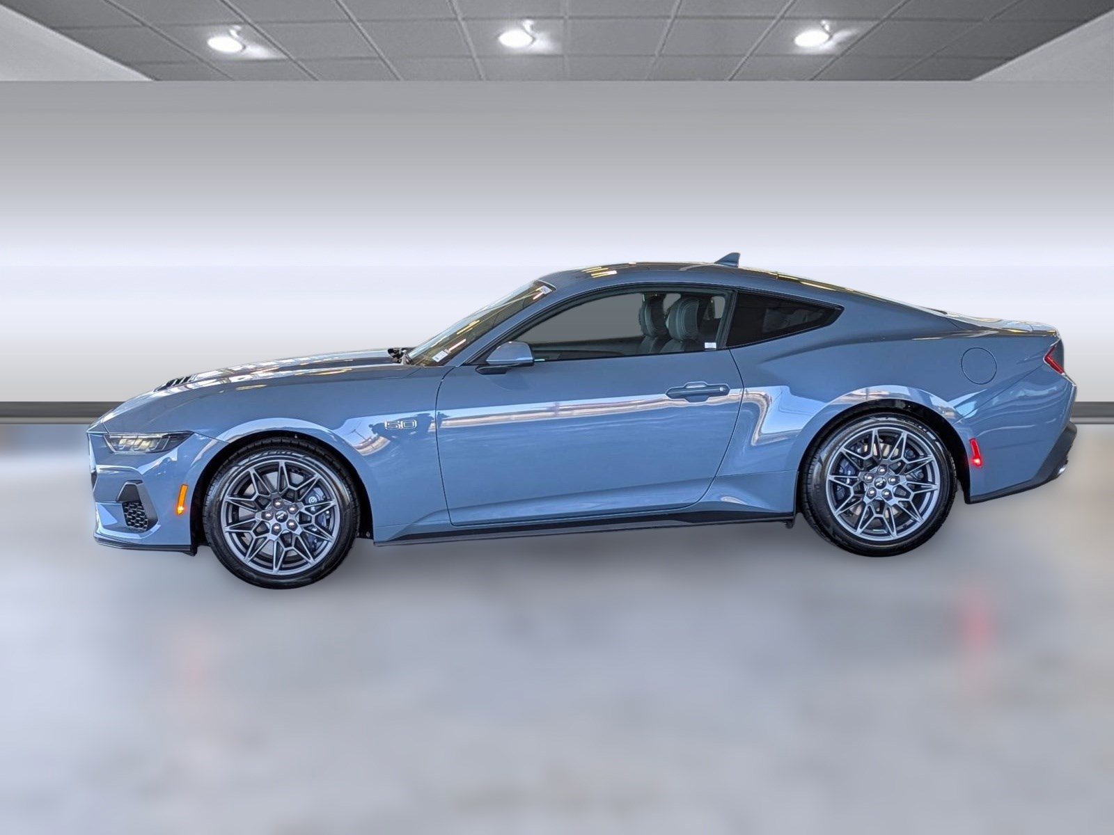 2025 Ford Mustang GT photo 2