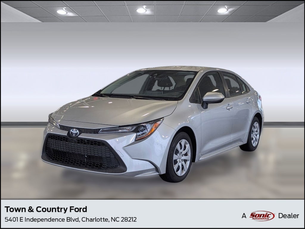 Used 2021 Toyota Corolla LE Sedan