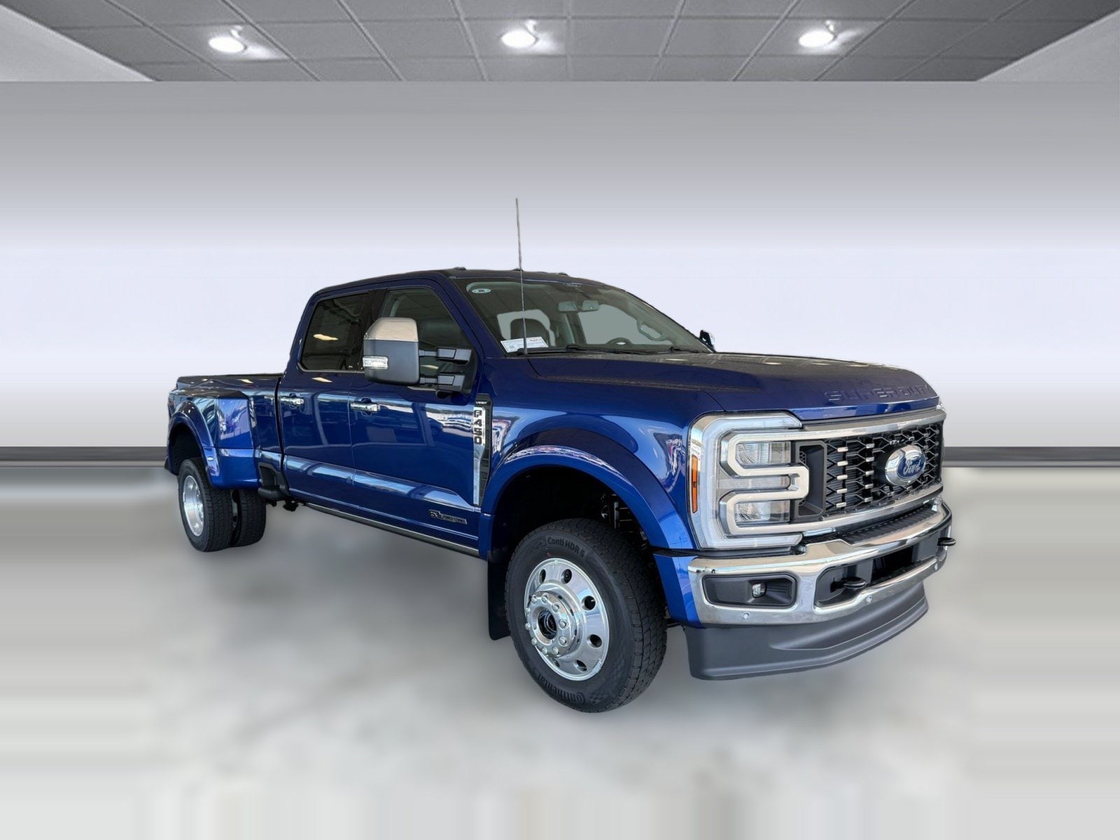 2026 Ford F-450 LARIAT Truck Crew Cab