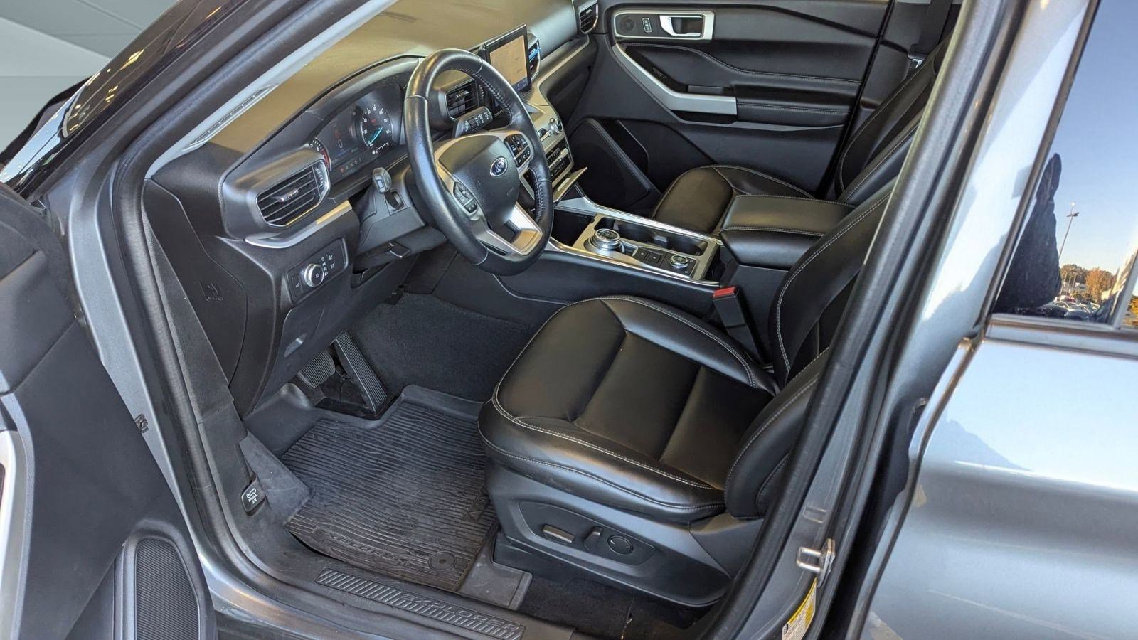 2022 Ford Explorer XLT photo 4