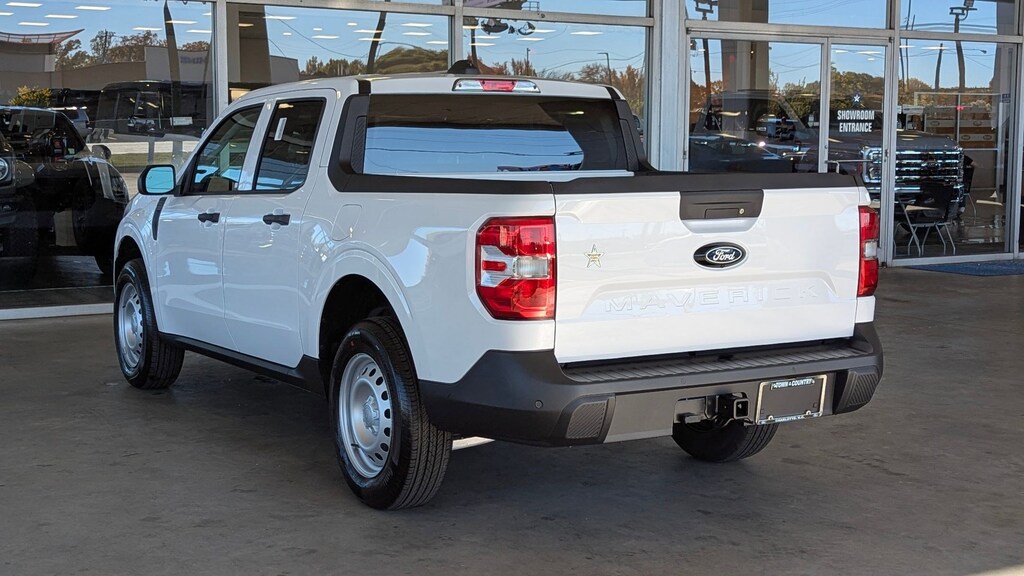New 2025 Ford Maverick XL Truck SuperCrew