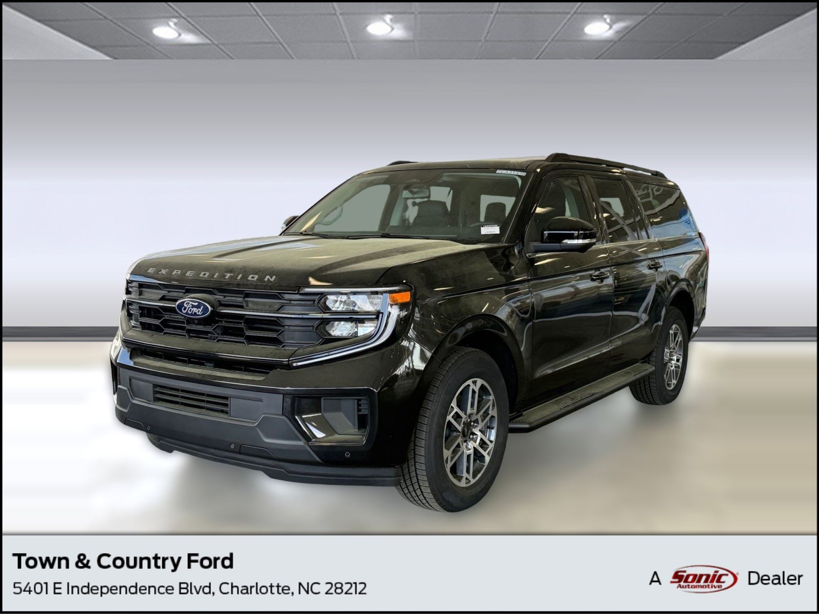 2026 Ford Expedition Active MAX's photo