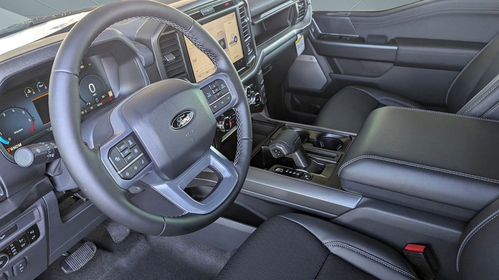 New 2026 Ford F-150 LARIAT Truck SuperCrew Cab