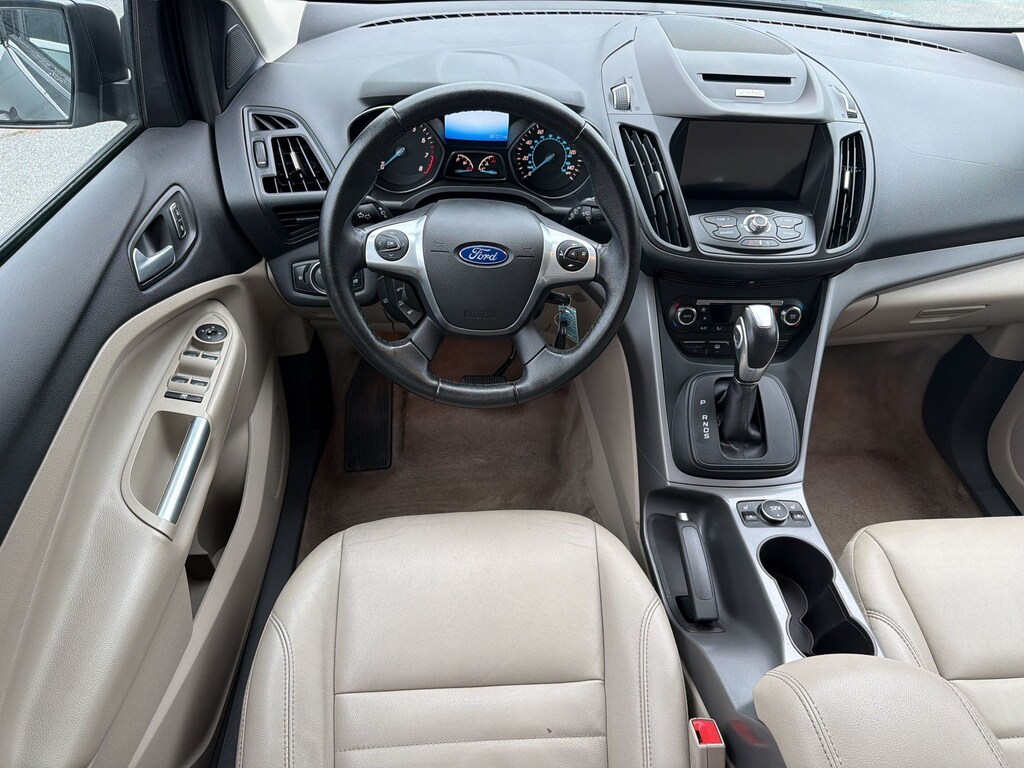 Used 2015 Ford Escape SE SUV