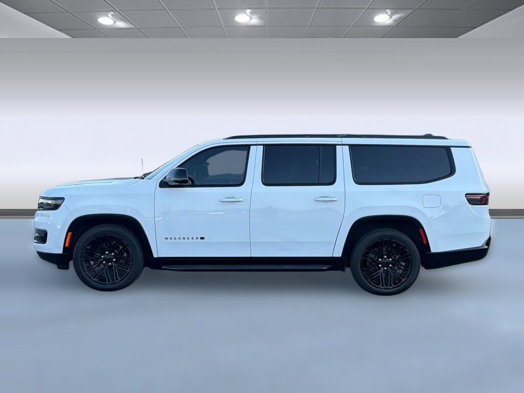 Used 2024 Jeep Wagoneer L Series II Carbide SUV