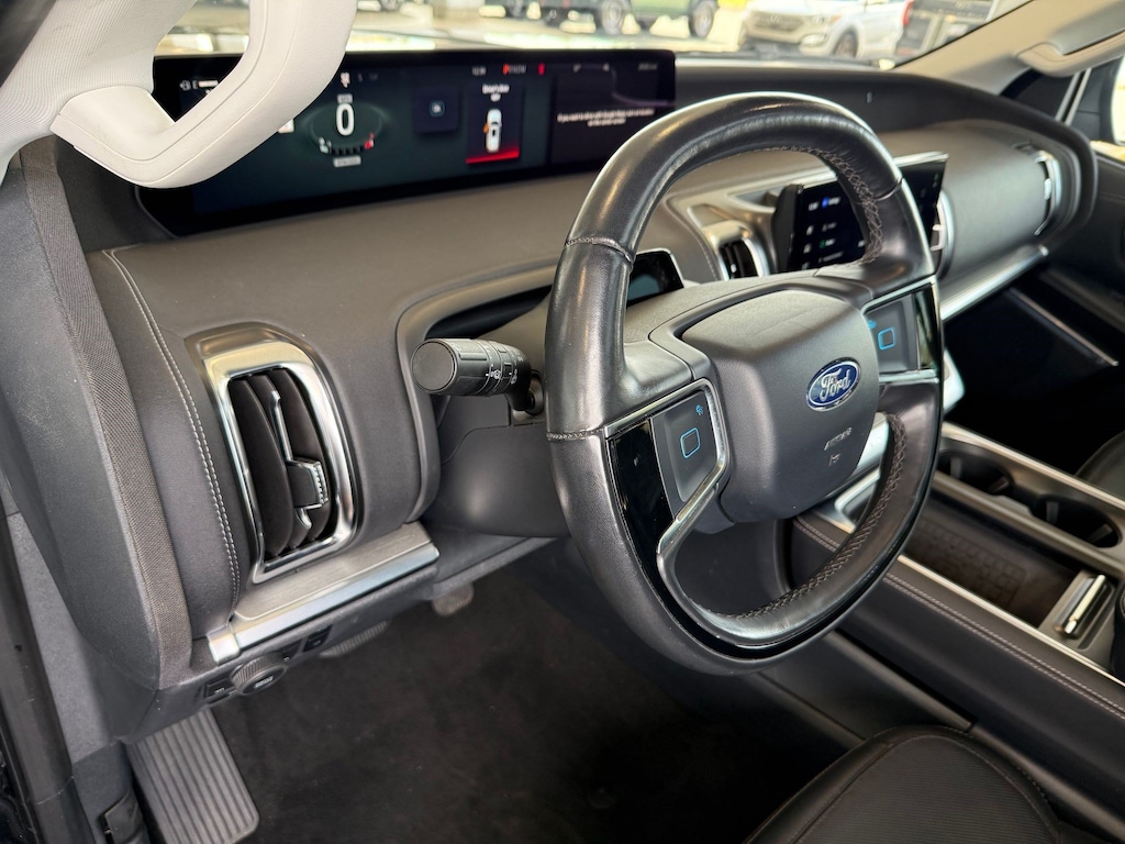 Certified 2025 Ford Expedition Max Platinum SUV