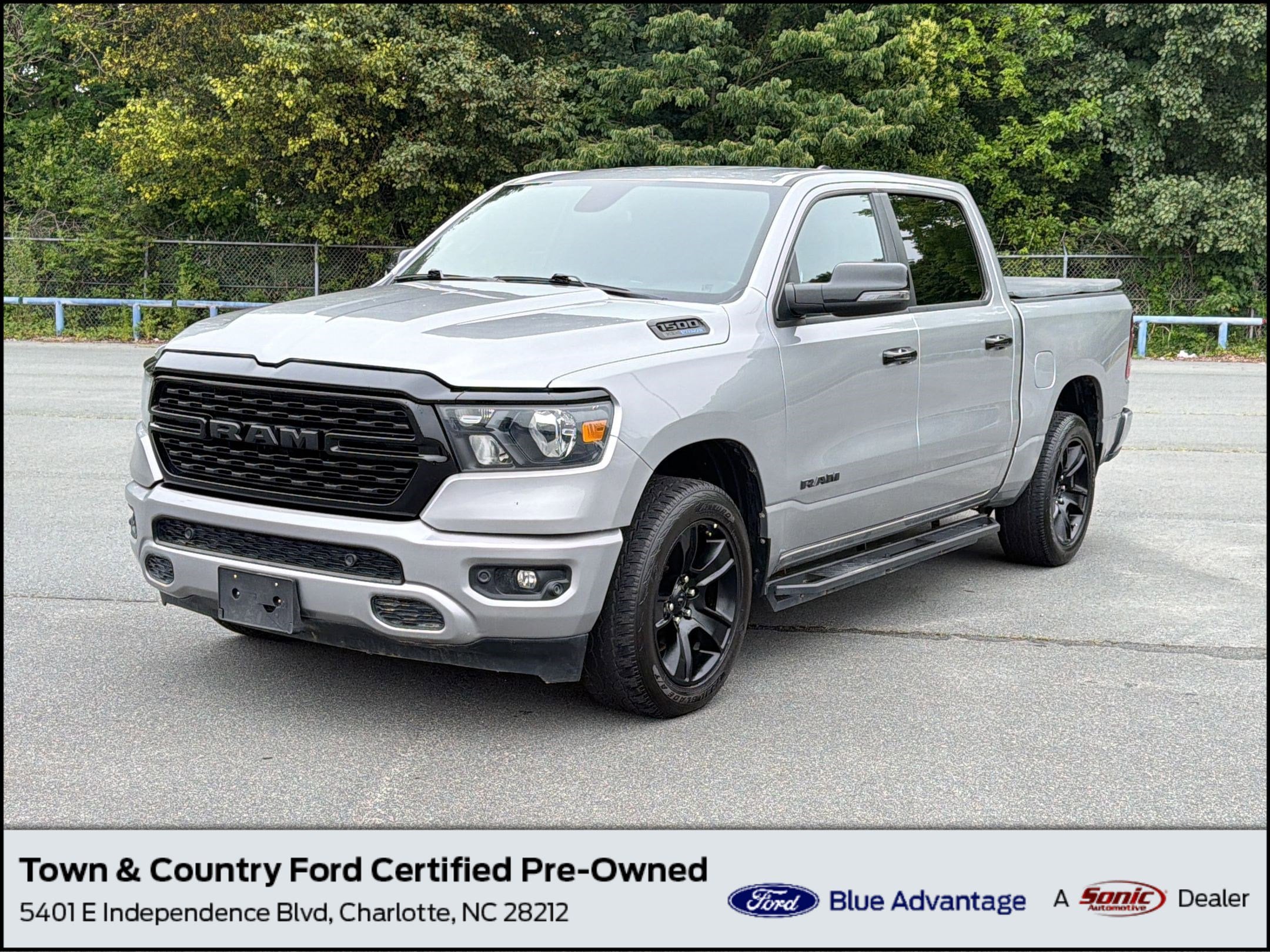 2023 RAM 1500 Big Horn/Lone Star 4x4 Crew Cab 5'7's photo