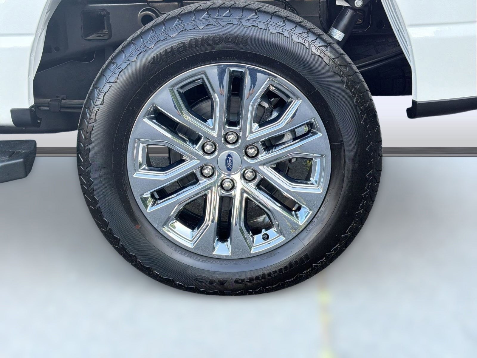 2025 Ford F-150 Lariat - Photo 12