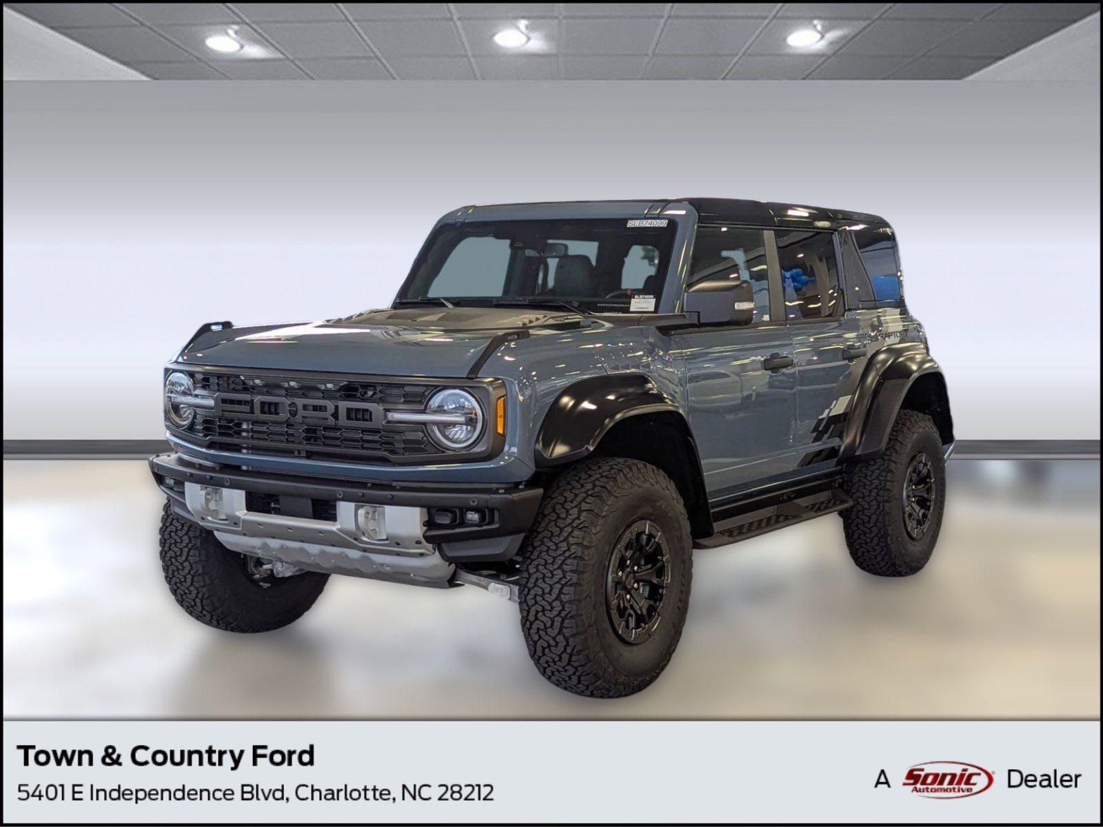 2025 Ford Bronco SUV 