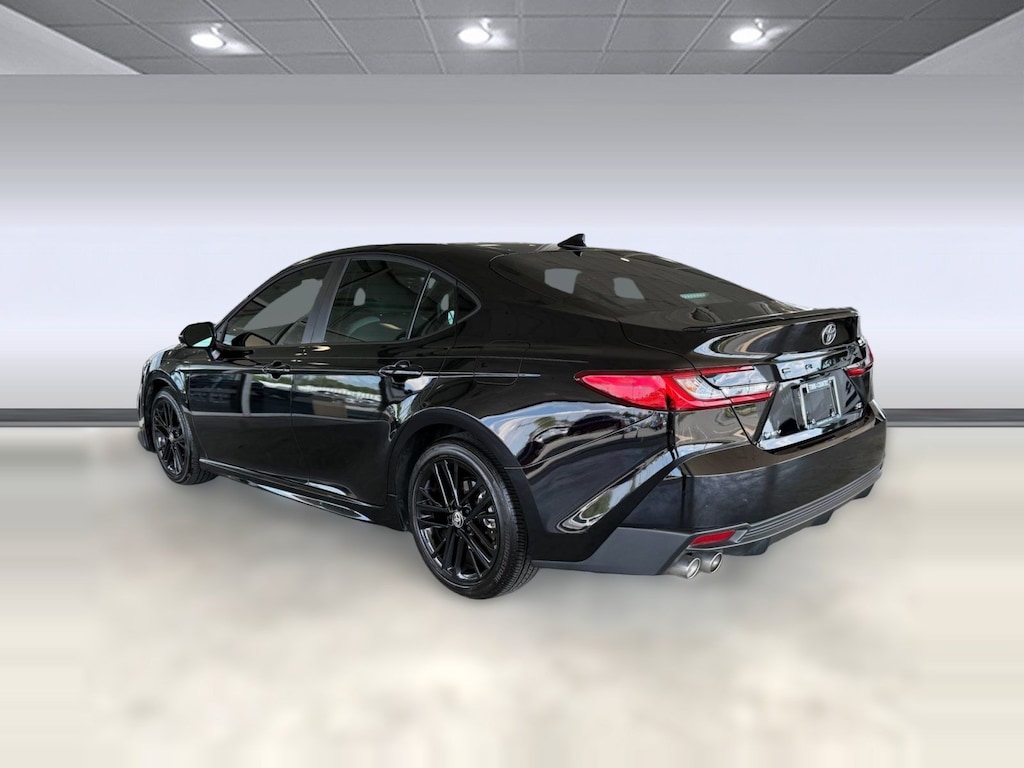 Used 2026 Toyota Camry SE Sedan