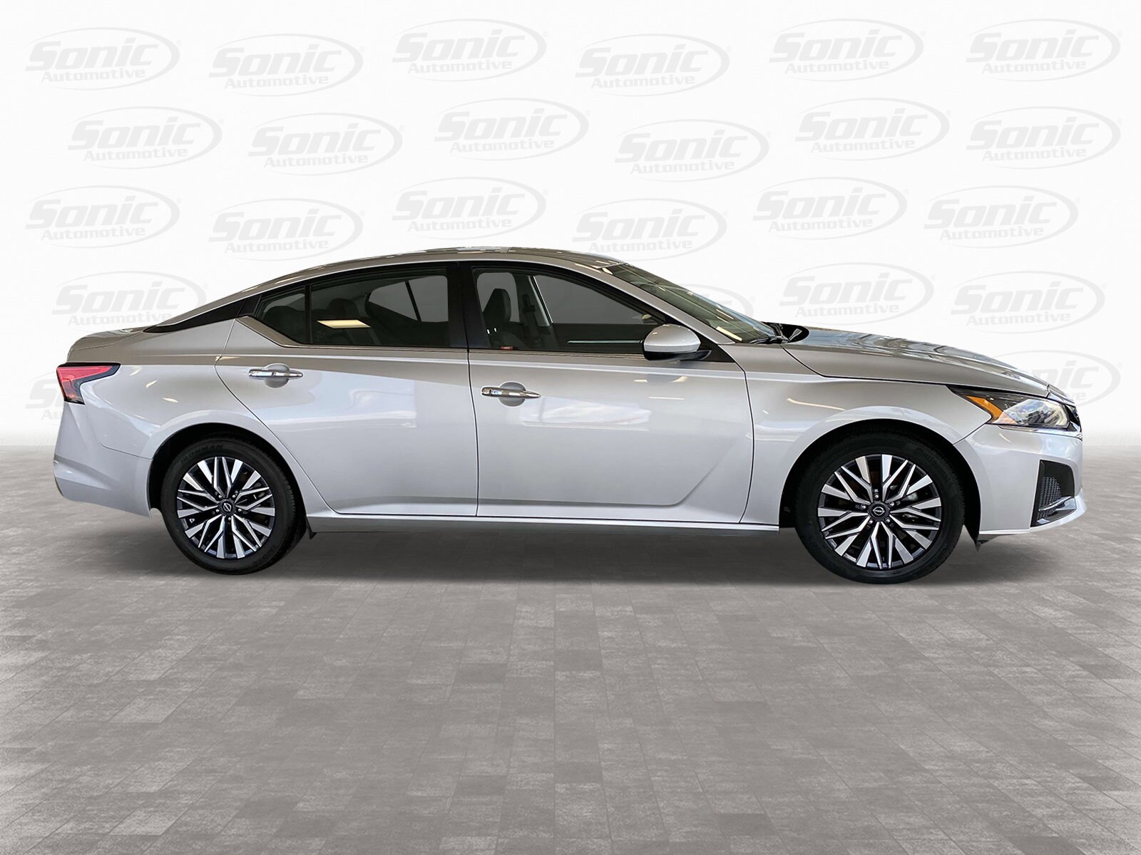 Used 2023 Nissan Altima SV with VIN 1N4BL4DV9PN367673 for sale in Charlotte, NC