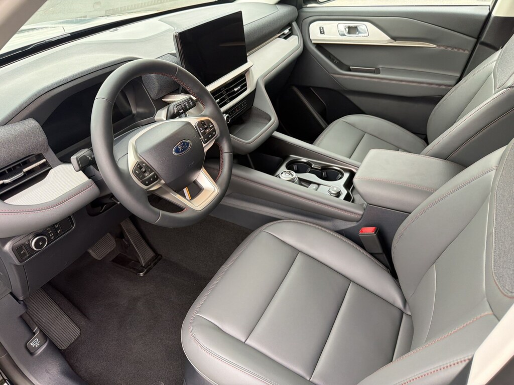 New 2026 Ford Explorer Active w/200A Pkg SUV