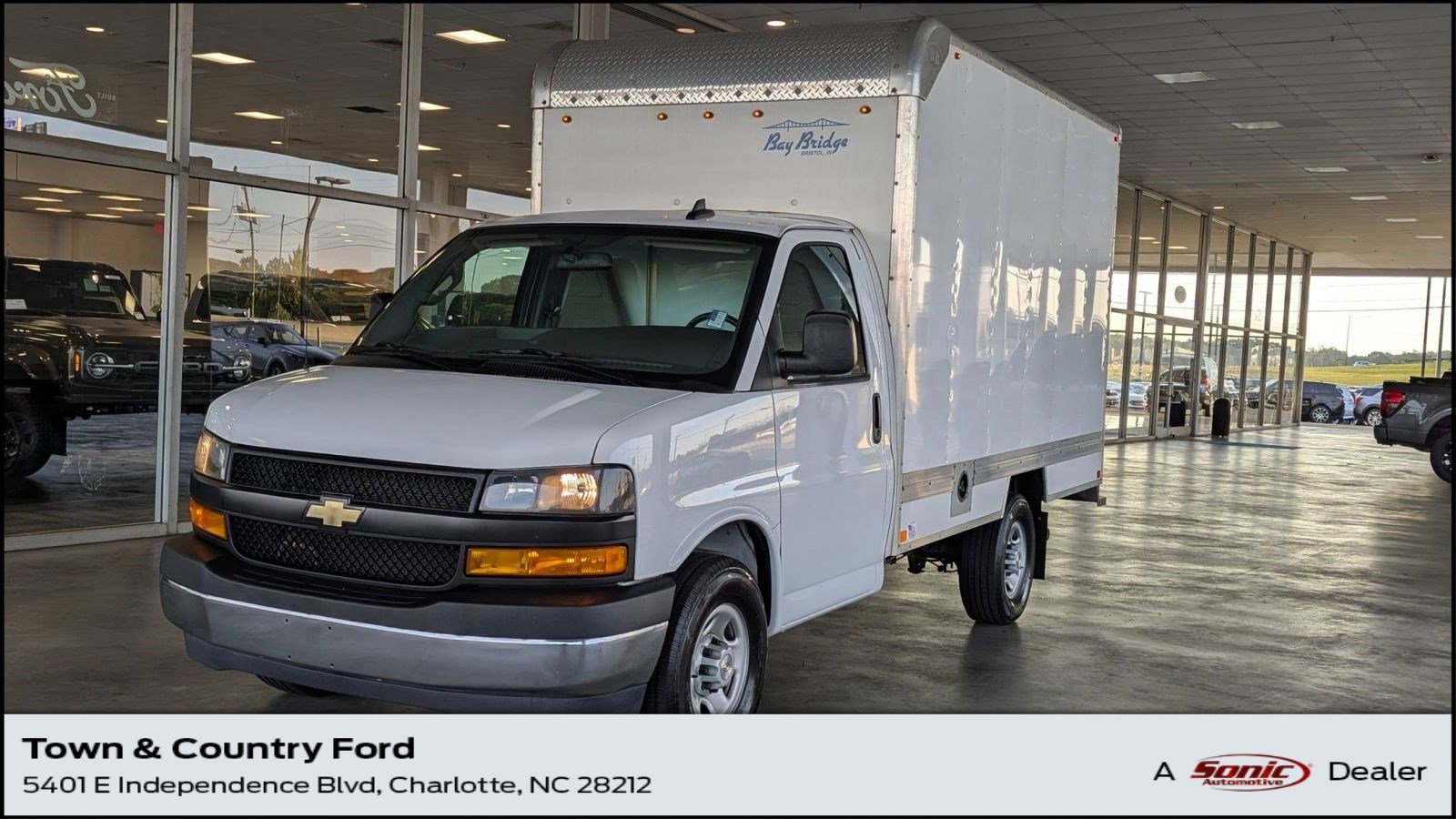 2022 Chevrolet Express Cutaway