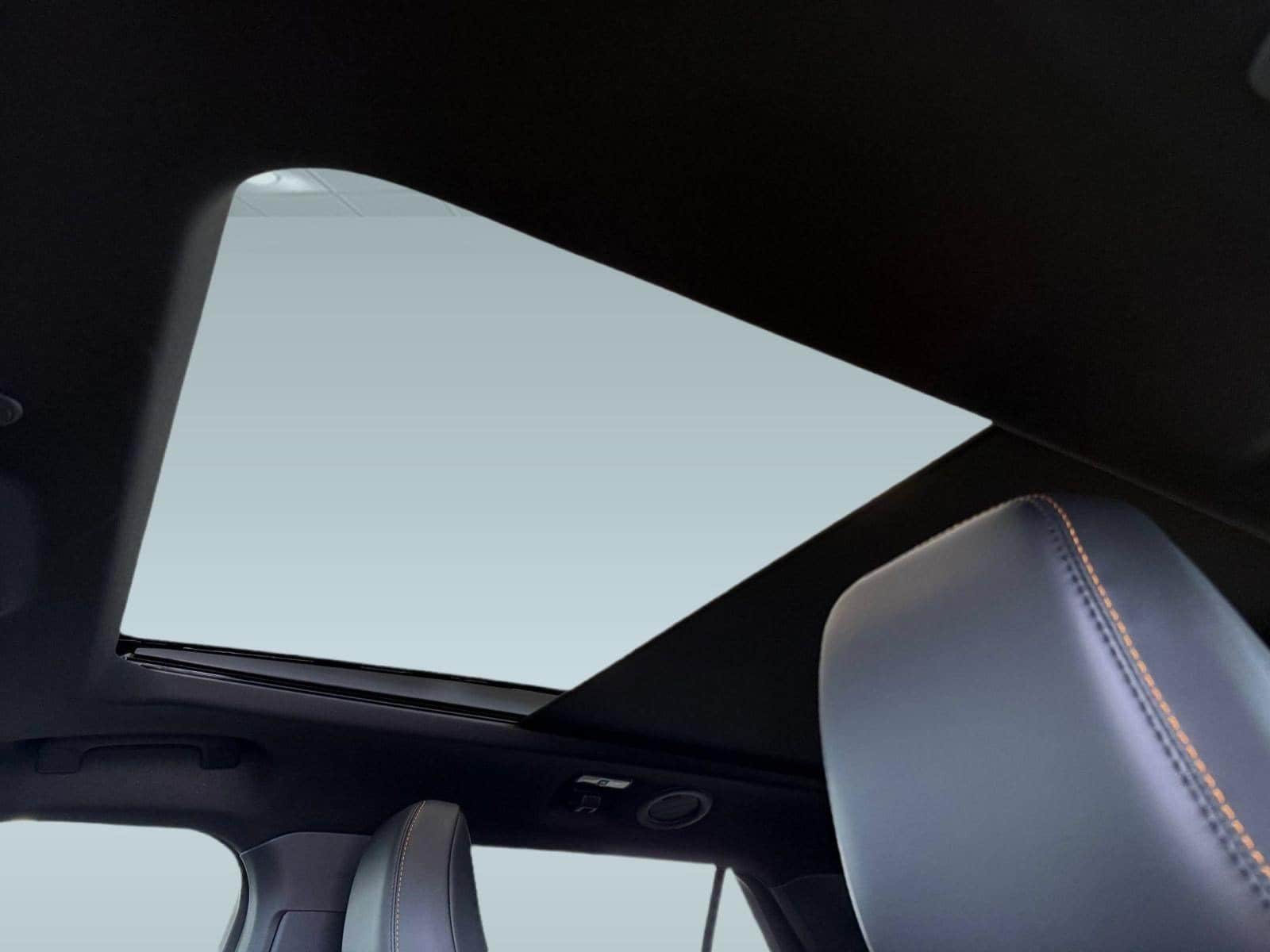2026 Ford Explorer Tremor - Photo 27