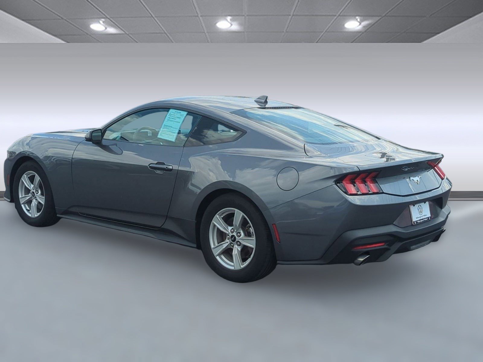 2024 Ford Mustang EcoBoost photo 3