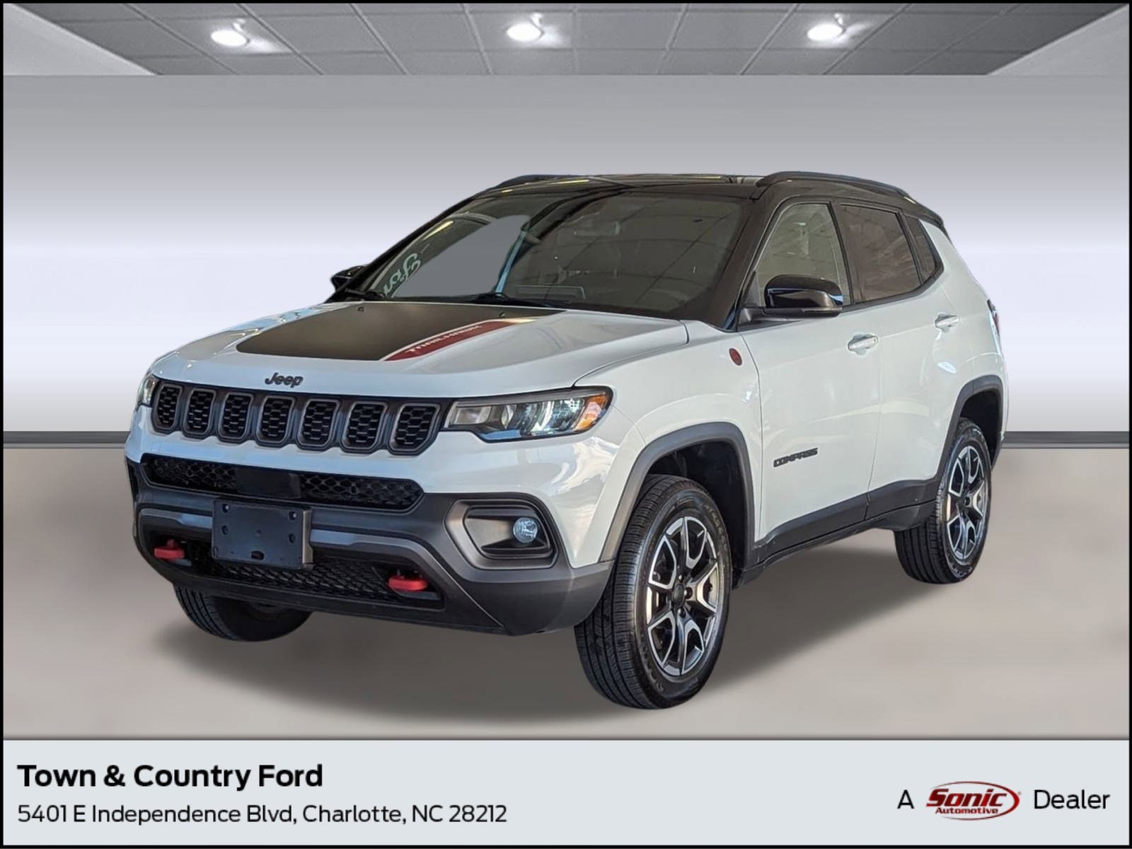 2024 Jeep Compass Trailhawk's photo
