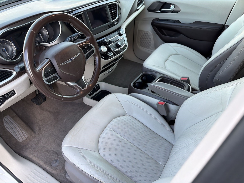 Certified 2018 Chrysler Pacifica Touring L Van