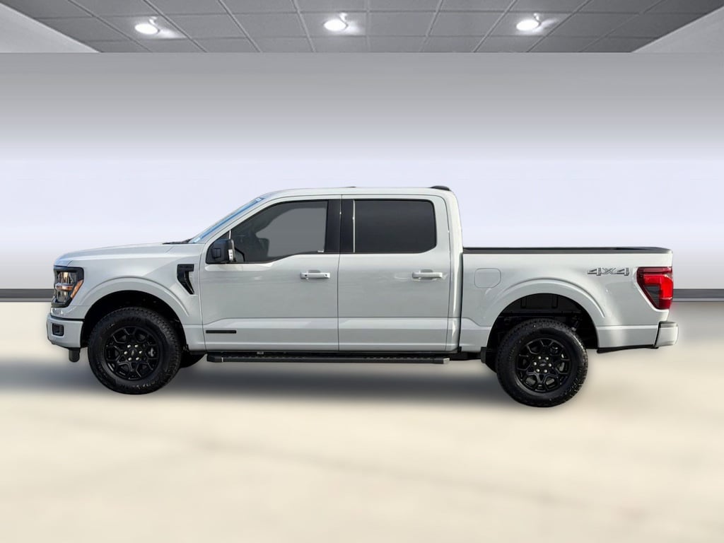 New 2026 Ford F-150 XLT Truck SuperCrew Cab