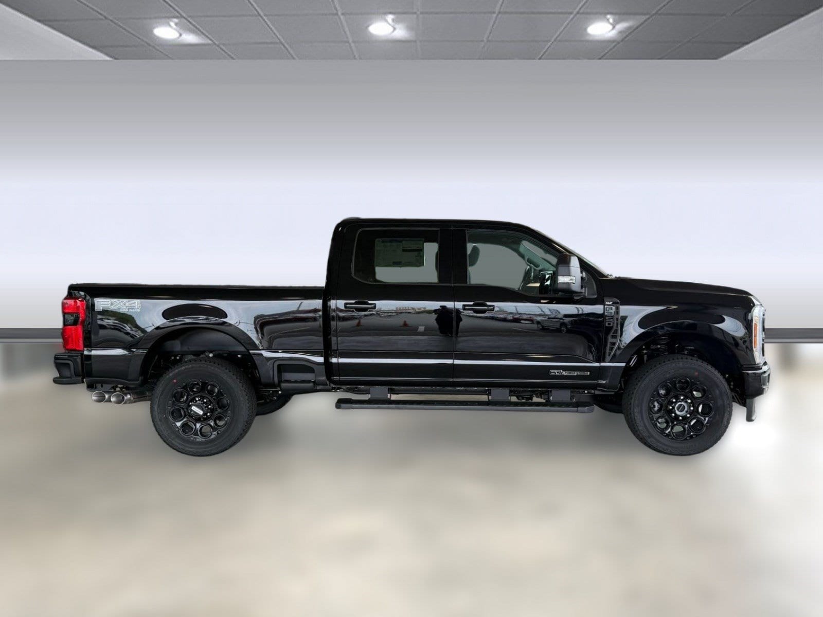 2026 Ford F-350 XLT Truck Crew Cab