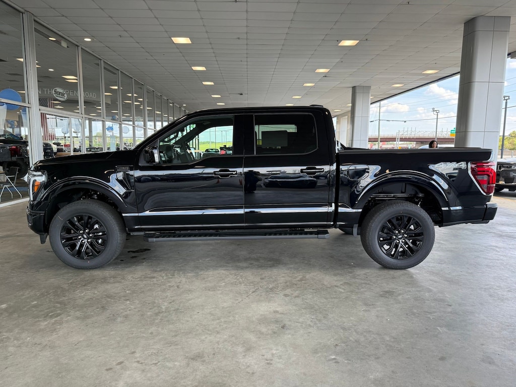 New 2026 Ford F-150 LARIAT Truck SuperCrew Cab