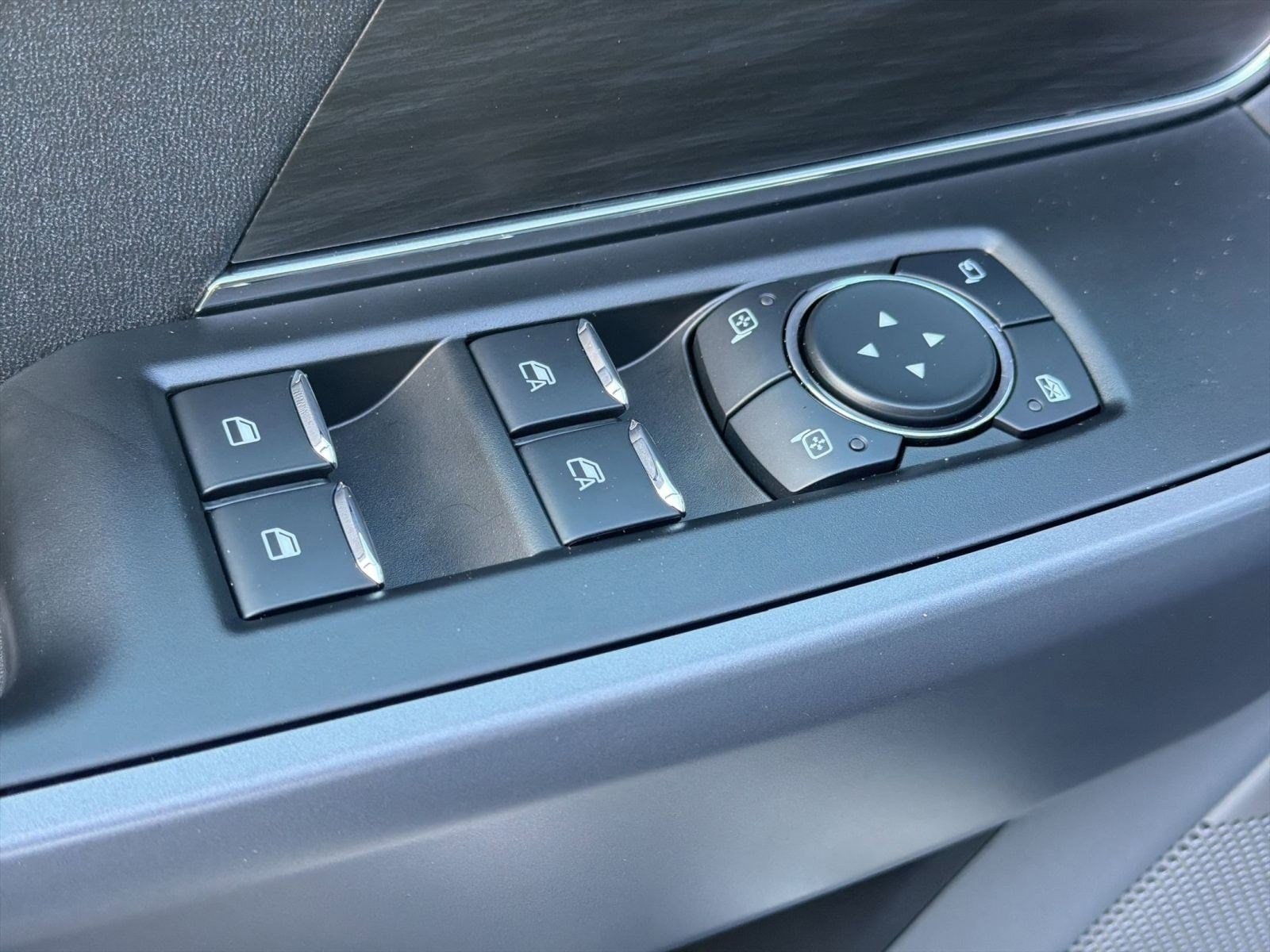 2025 Ford F-150 Lariat - Photo 13