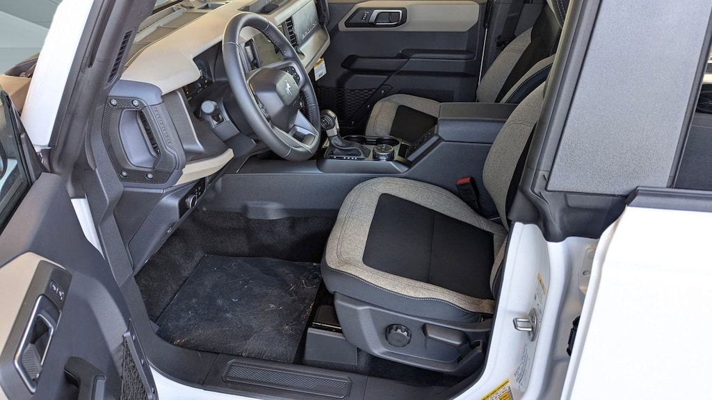 New 2025 Ford Bronco Big Bend SUV