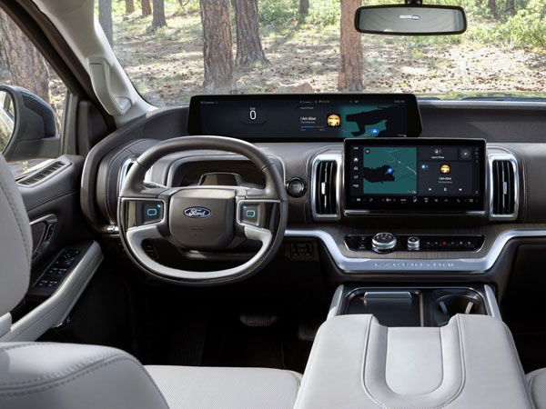 2025 Ford Expedition Interior