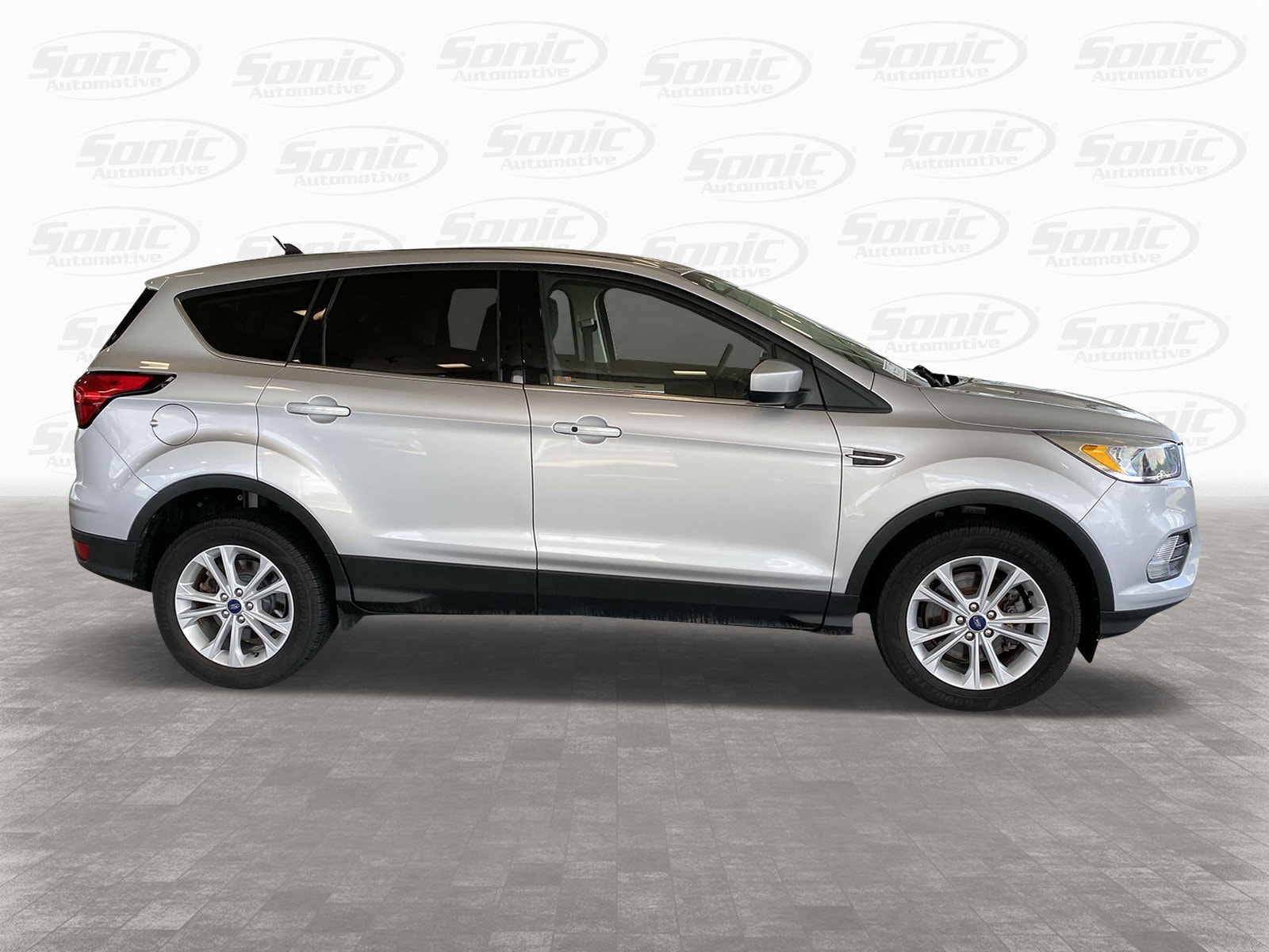 Used 2019 Ford Escape SE with VIN 1FMCU9GD1KUB09802 for sale in Charlotte, NC