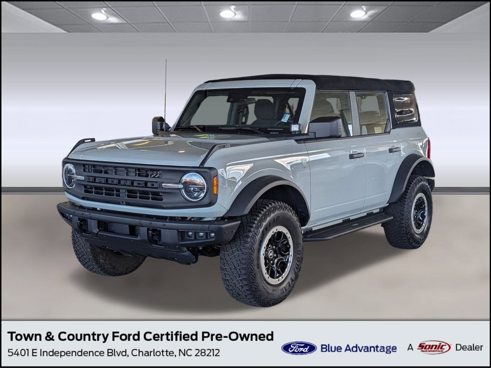 2022 Ford Bronco 4-Door Base