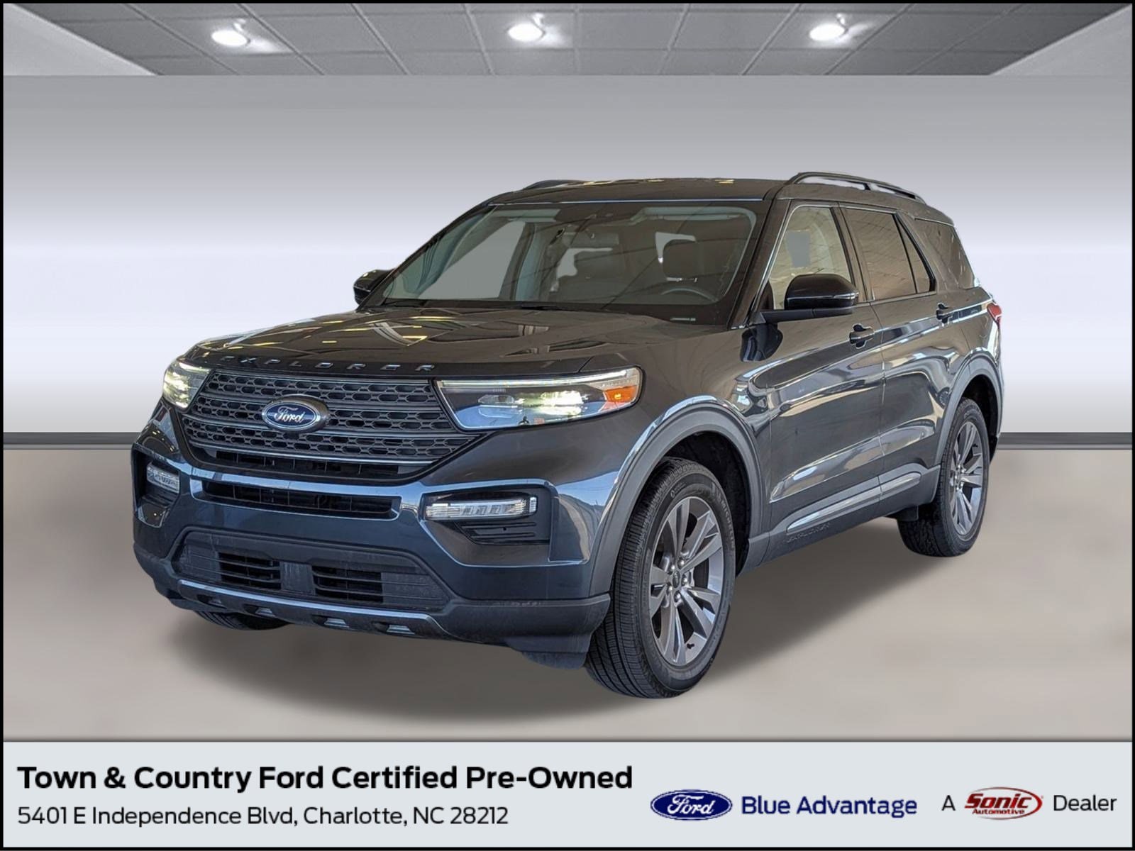 2023 Ford Explorer XLT's photo