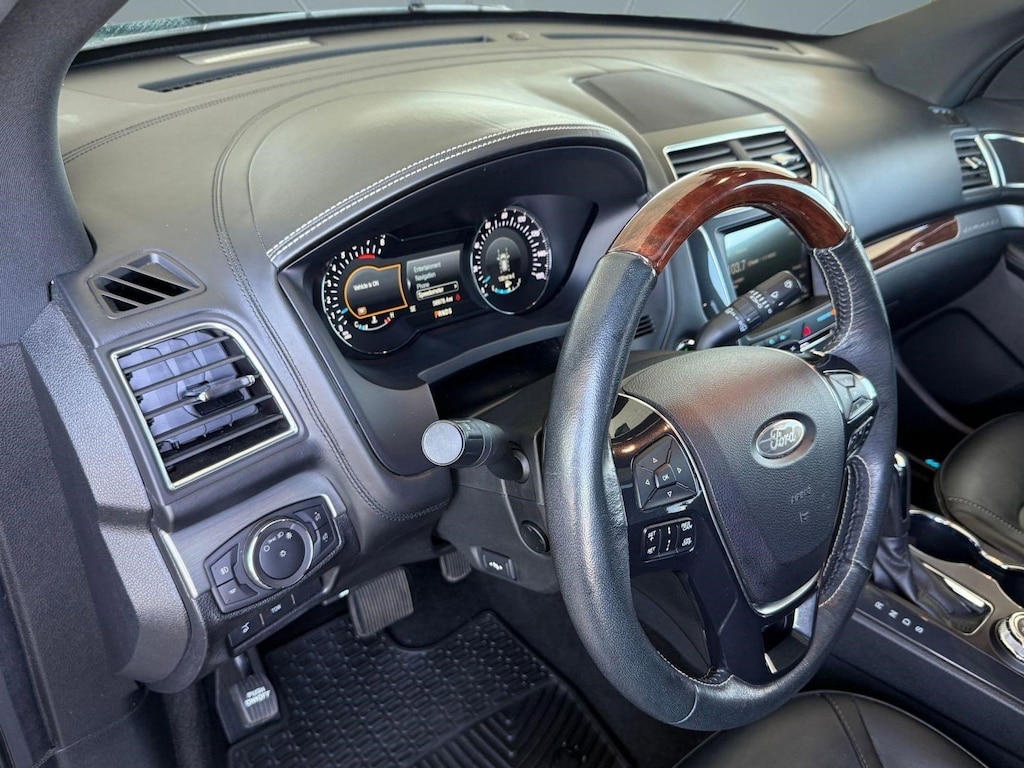 Certified 2018 Ford Explorer Platinum SUV