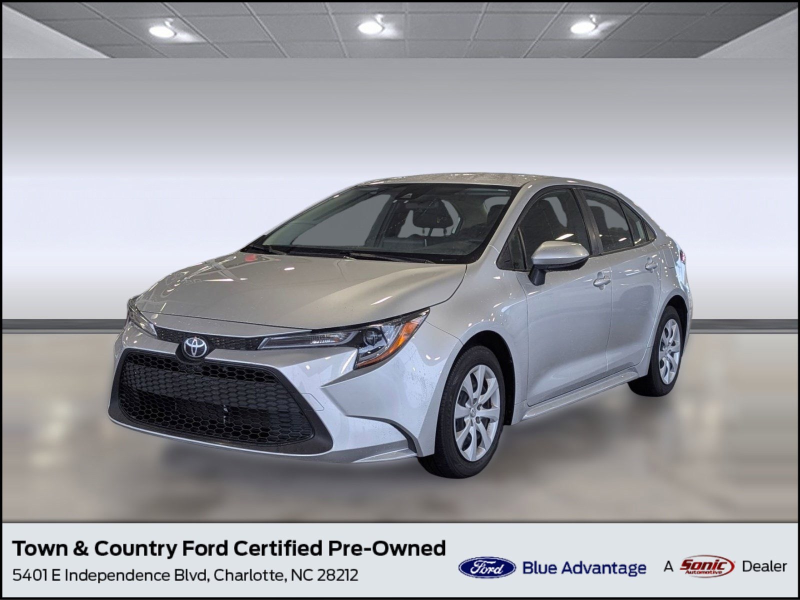 2021 Toyota Corolla LE's photo