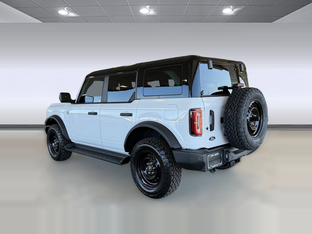 New 2026 Ford Bronco Outer Banks SUV