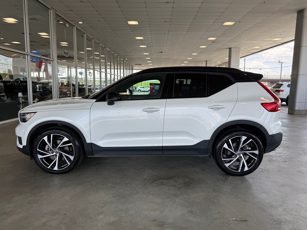 Certified 2020 Volvo XC40 R-Design SUV