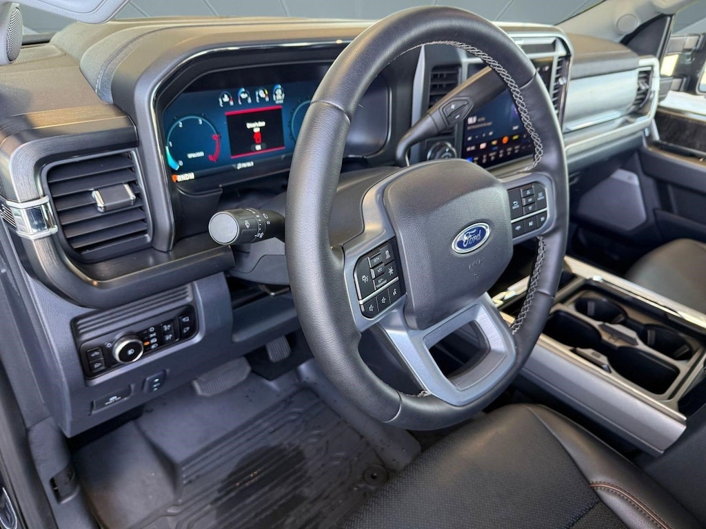 Certified 2025 Ford F-250 LARIAT Truck Crew Cab