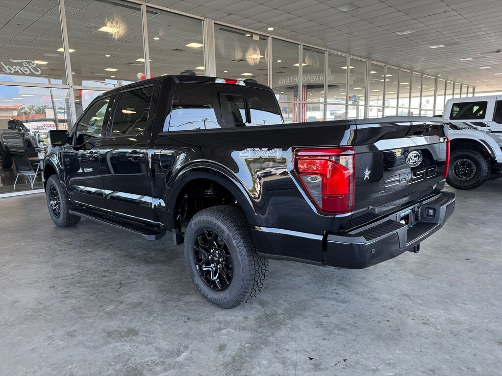 New 2026 Ford F-150 XLT Truck SuperCrew Cab