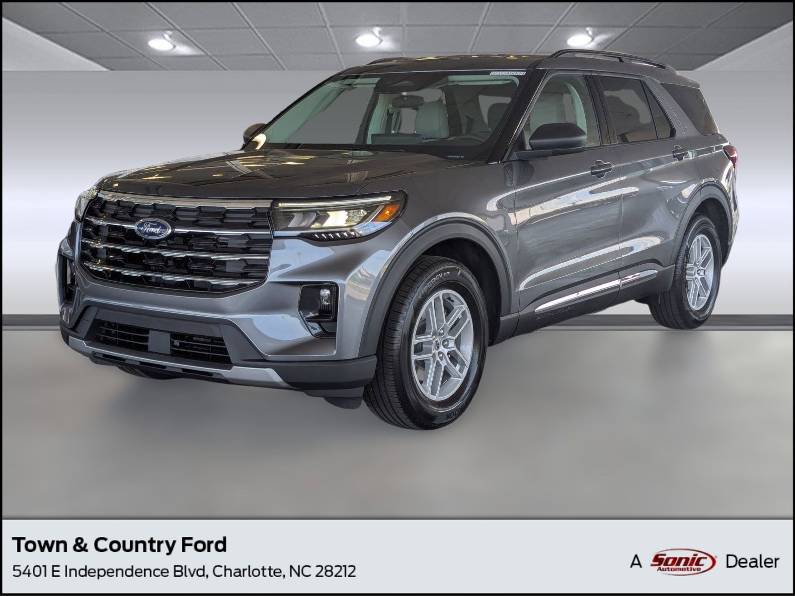 2025 Ford Explorer SUV 