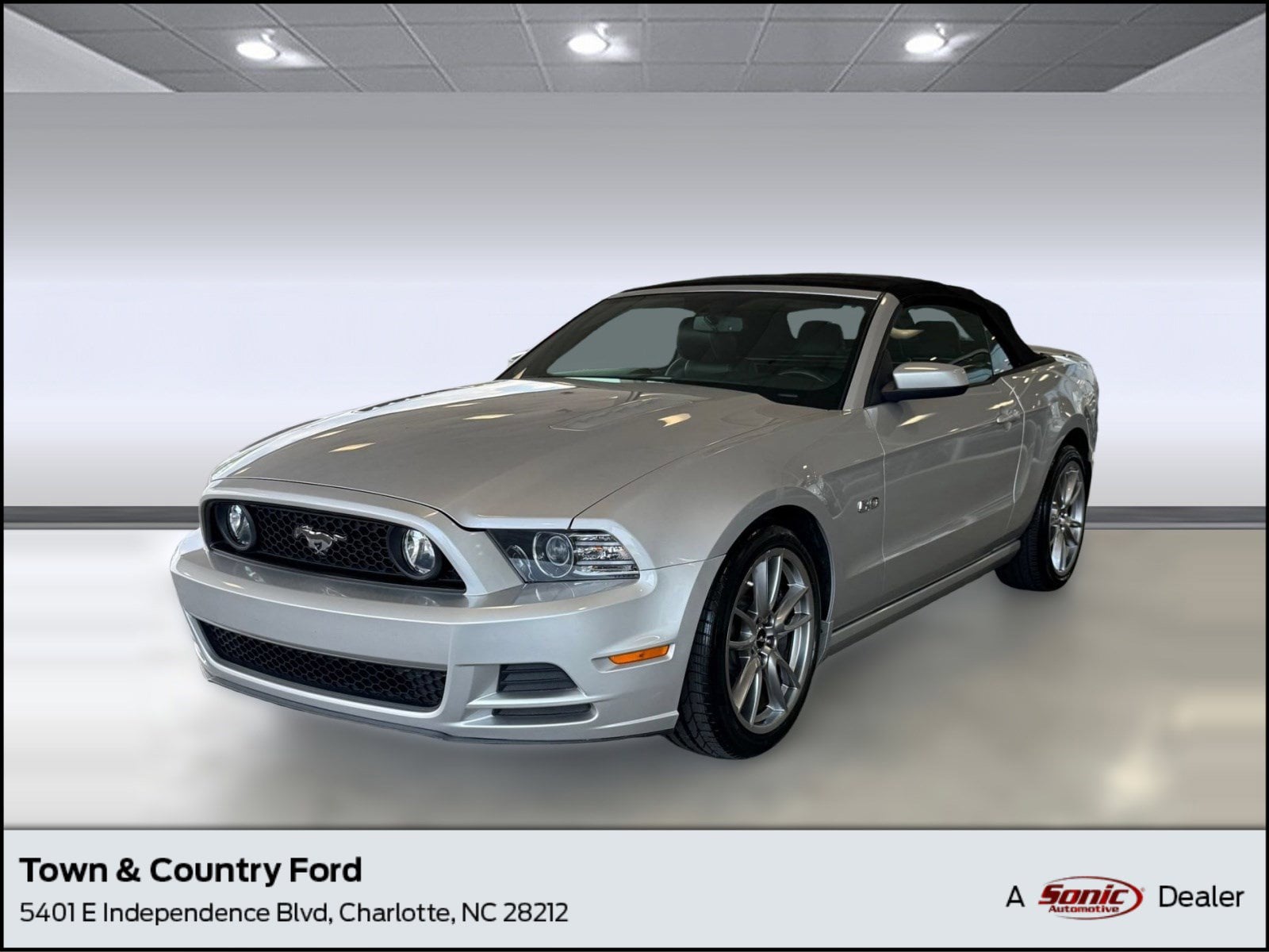 2013 Ford Mustang Convertible 